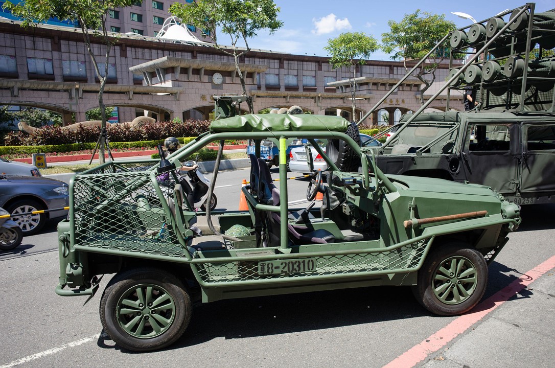 SC-90A Taiwanese 4x4 Combat Assault Vehicle (B)